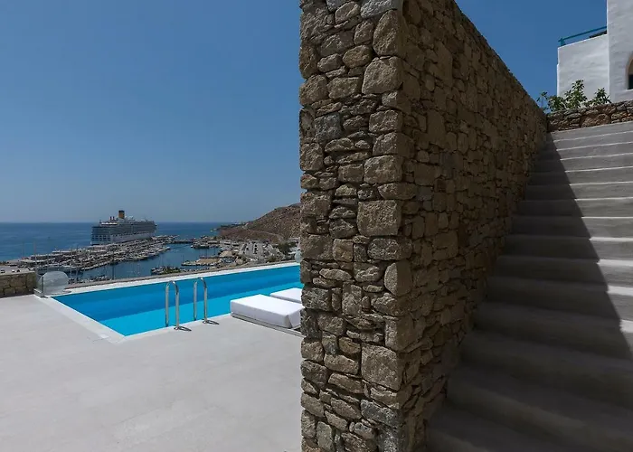 Sealine تورلوس